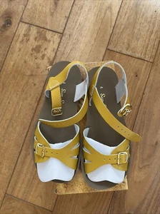 Saltwater Boardwalk Ladies Sandals in Mustard Yellow Leather US6 EU 36 - Picture 1 of 5