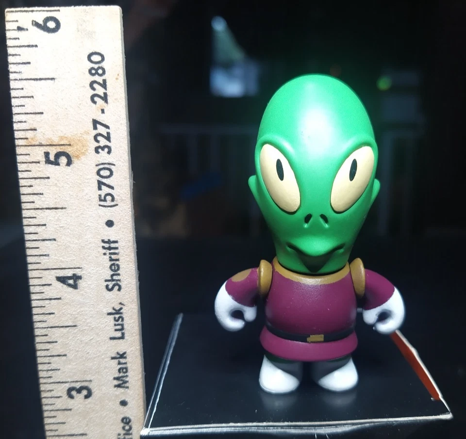 Futurama Kidrobot 盲盒系列 1 Kif Kroker 公仔无原装盒 — 第 1/1 张图片