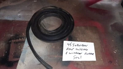 Chevy Suburban K1500 1993 puerta trasera vidrio perímetro goma resistente al clima Foto 1 de 4