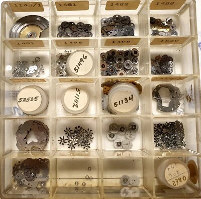 NOS [1 PC] FHF 90.5 - 11 1 / 2 Automatico Calendario vintage watch parts New