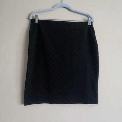 Mini-saia de férias Old Navy veludo preto bolinhas tamanho médio - Imagem 1 de 4