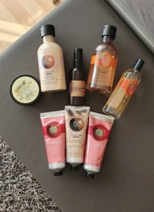 The Body Shop, Körperpflege Set, Handcremes, BodyButter, Duschgel, Sprays - NEU! - Bild 1 von 2