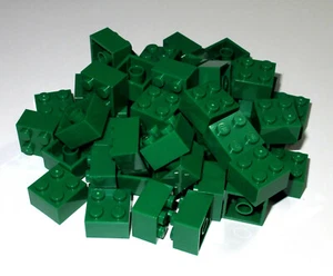 LEGO Bricks 2x2 x 50 pcs - Green - NEW! - Picture 1 of 3