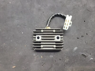 Kawasaki Ninja EX 250 R EX250 2006 regulador de voltaje rectificador OEM Foto 1 de 4