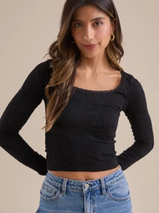 Altar'd State Everyday Seamless Floral Lace Top, Style# 54644AS, Size M/L, Black - Picture 1 of 8