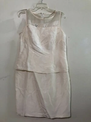 Robbie Bee 100% Silk Petite Size 10P Ivory Lined Dress Sheer Floral Sequin Women - Image 1 of 4