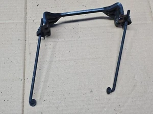 ✅ 2013 ORIGINAL VAUXHALL ANTARA BATTERIEKLEMME NIEDERHALTER KOMPLETT - Bild 1 von 2