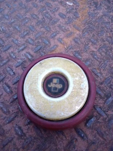 Jeep FSJ Wagoneer Grand Cherokee J10 J20 Horn Button 3236026 3 Spoke Wheel - Foto 1 di 2