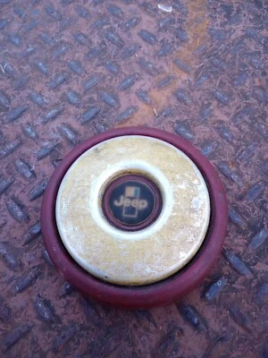 Jeep FSJ Wagoneer Grand Cherokee J10 J20 Botón de bocina 3236026 Rueda de 3 radios Foto 1 de 2