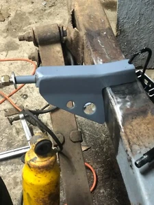 Early Bronco rear dual shock mount brackets new style 1966-77 for 2" body lift - Bild 1 von 5