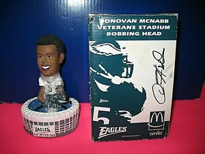 2002 Donovan McNabb Veterans Stadium Bobbing Head White Jersey Eagles McDonald's - Picture 1 of 6