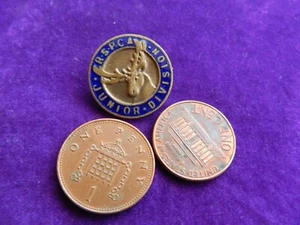 A VINTAGE ENAMEL BADGE, R.S.P.C.A. JUNIOR DIVISION. - Picture 1 of 2