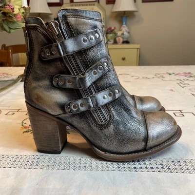 FREEBIRD Beckett Ankle Boots Womens Sz 10 Pewter Leather Booties Heeled Grunge - Image 1 of 4