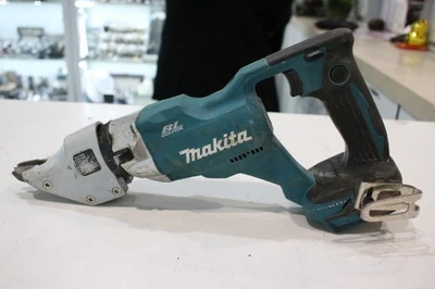 Tijeras metálicas rectas Makita DJS200Z 18V inalámbricas sin escobillas de 2,0 mm - solo revestimiento Foto 1 de 4