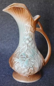 HANDSOME VINTAGE SIGNED MCCOY GRAPE GRAPELEAF MOTIF HANDLED PITCHER EWER #2 - Picture 1 of 8