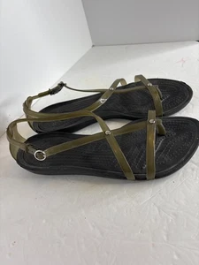 Sandali Crocs WMS TG 8 verde marrone Isabelle gladiatore gelatina cinturino scarpe basse - Foto 1 di 4