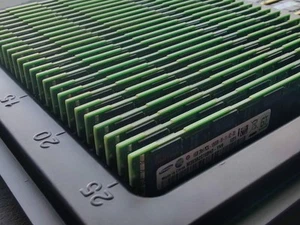 Samsung 512GB (32x16GB) DDR3-10600R (M393B2G70BH0-YH9) ECC Server RAM Memory - Picture 1 of 4