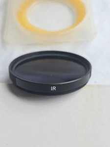 Original Leica 39mm Infrared (IR) Filter E39 Black in Excellent Condition - Picture 1 of 4