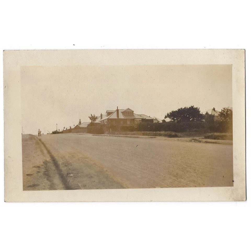 DORSET Unidentified Road thought to be in the Weymouth Area, RP Postcard Unused - Image 1 of 1