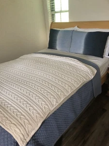 Pottery Barn Cable Knit Sherpa Throw Blanket Solid White 50x60" Fleece Back - Picture 1 of 11