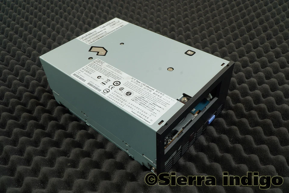 35P2228 IBM Ultrium LTO 4 4GB FC Tape Drive - Image 1 of 1