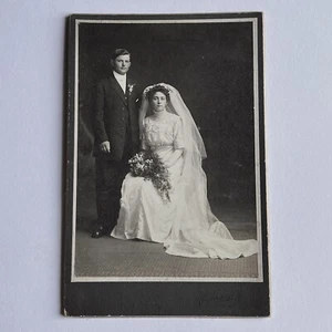 Antique Cabinet Card Photograph Beautiful Couple Wedding Day Milwaukee WI - Picture 1 of 9