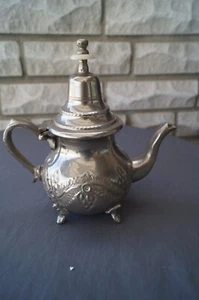 Sehr gepflegtes,älteres,versilbertes  Teekännchen -gemarkt,mir unbekannt - Bild 1 von 16