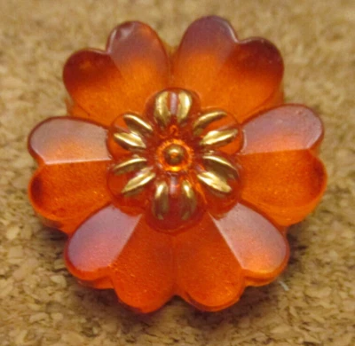 1 - Flor realista de vidrio checo en un botón trasero naranja plateado #20 20,85 mm Foto 1 de 3