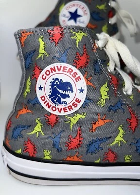 Converse•DINOVERSE•Chuck Taylor все звезды Hi топы•младший размер 6•EUC•Read - Изображение 1 из 4