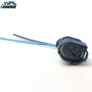 Fuel pump wiring connector for BMW X1 X3 X5 X7 E60 E70 F18 F02 X5 X6 520 325 - Picture 1 of 6