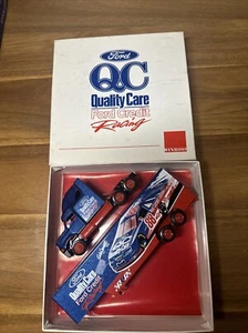 Camión Winross Ford Quality Care Dale Jarrett Race Hauler '96 - Imagen 1 de 4