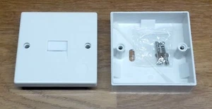 PABX MASTER TELEPHONE EXTENSION SOCKET 2/2A IDC WITH BACK BOX 69MM - Picture 1 of 3
