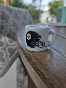 ⭐️ NFL Football Pittsburgh Steelers Ceramic Gumball Mini Coffee Mug - 1.25" Tall