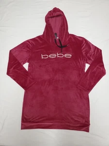 Bebe Damen Logo Hoodie Pyjama Schlaf Nachthemd Nachtwäsche Gr. Large weinrot  - Bild 1 von 8