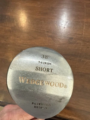 WedgeWood Short 38 degree 7-8 Iron - Image 1 of 4