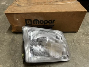 GENUINO MOPAR 98-03 DODGE RAM VAN 1500 FARO LATERAL PASAJERO LÁMPARA 55076562AB - Imagen 1 de 5