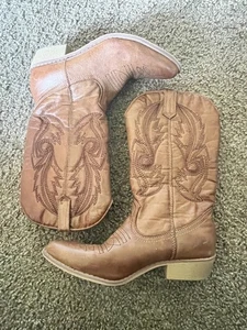 Coconuts Brown Leather Like Women's Cowboy Boots 6M - Picture 1 of 9