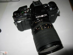Set: Minolta X-700 Mirror Reflex + Zoom Lens Osawa Mc 28-80/3,5 -4, 5 Macro - Picture 1 of 5