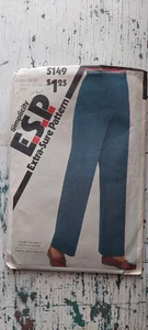 Simplicity Sewing Pattern For Women, Pants Size 16 - 20 - Picture 1 of 2