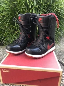 2011 Nike Vapen Snowboardschuhe Herren 8,5 schwarz rot Jordan gebraucht, in einwandfreiem Zustand - Bild 1 von 11