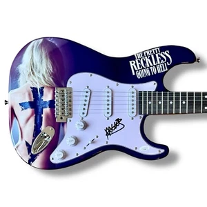 Taylor Momsen Signed Guitar Custom Graphics JSA COA The Pretty Reckless - Picture 1 of 3
