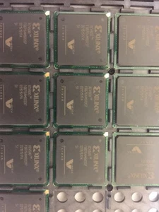XCV600-5FG676I Xilinx Factory New Pristine - Picture 1 of 3