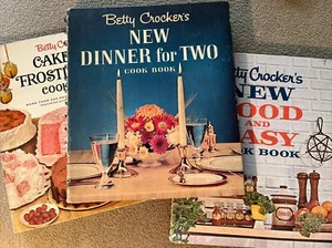3 Vintage Betty Crocker Kochbücher - gut & einfach 1962, Abendessen für zwei 1964, Kuchen 66 - Bild 1 von 14