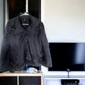 Apostrophe Black Satin Pleated Details Long Sleeve Lined Jacket Large - Picture 1 of 3