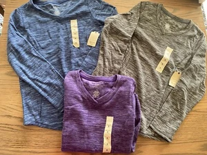 3 New Women’s St John’s Bay V Neck Long Sleeve Medium Fleece Tops - Picture 1 of 3