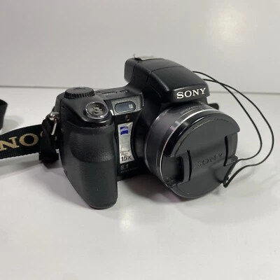 Sony MPEGMovieVX DSC-H7 8.1MP Megapixel Digital Camera Used For Parts/Repair - Image 1 of 4