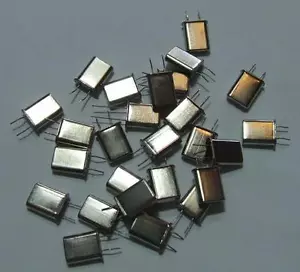quarzo metallico 30,035 MHz per radiocomando telecomando quartz - Foto 1 di 1