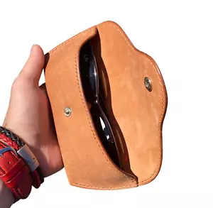 Brillenetui Hartschalen-Etui Brillenhalter sonnenbrillen etui Leder brillenbox - Picture 1 of 10