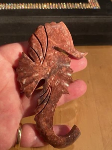 Beautiful Red Jasper Hand Carved Sea Horse, 70 Grams, Afghanistan - Bild 1 von 10