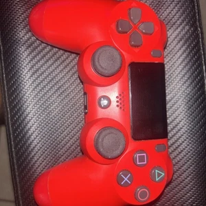 Red Sony PS4 DualShock 4 Playstation 4 Wireless Controller Bluetooth Gamepad - Picture 1 of 2